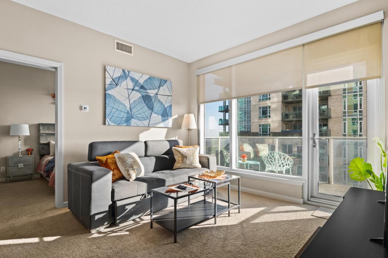 Stylish Downtown Condos By Globalstay YYC Eksteriør billede