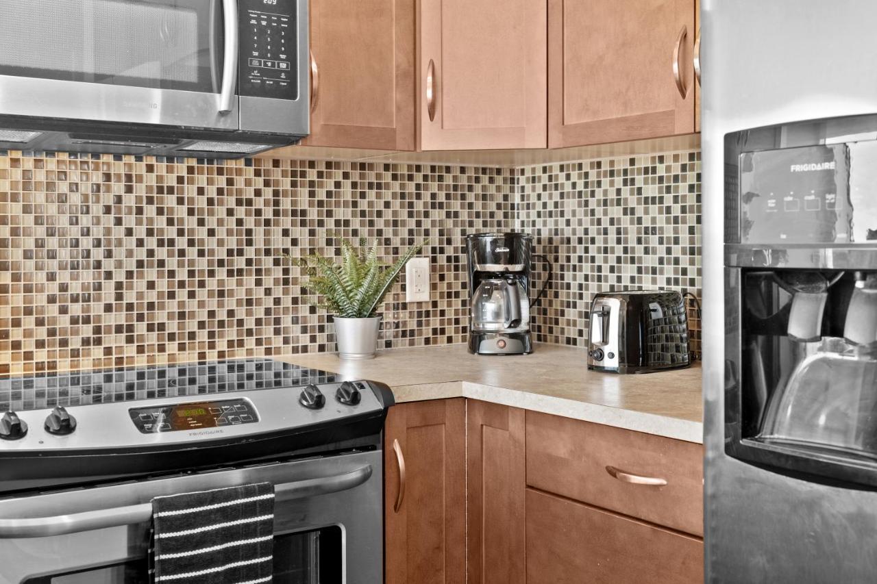 Stylish Downtown Condos By Globalstay YYC Eksteriør billede